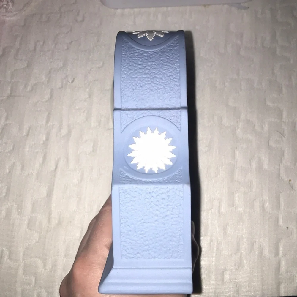 Wedgwood Blue Jasperware Desk/Shelf/Mantle Clock